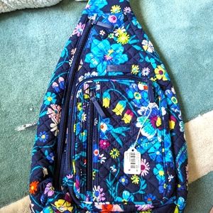 Vera Bradley Sling in Moonlight Garden